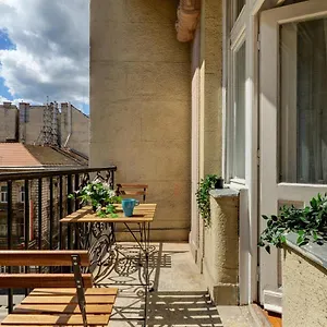 Apartamento Akacfa 7 Center Beautiful, Budapest